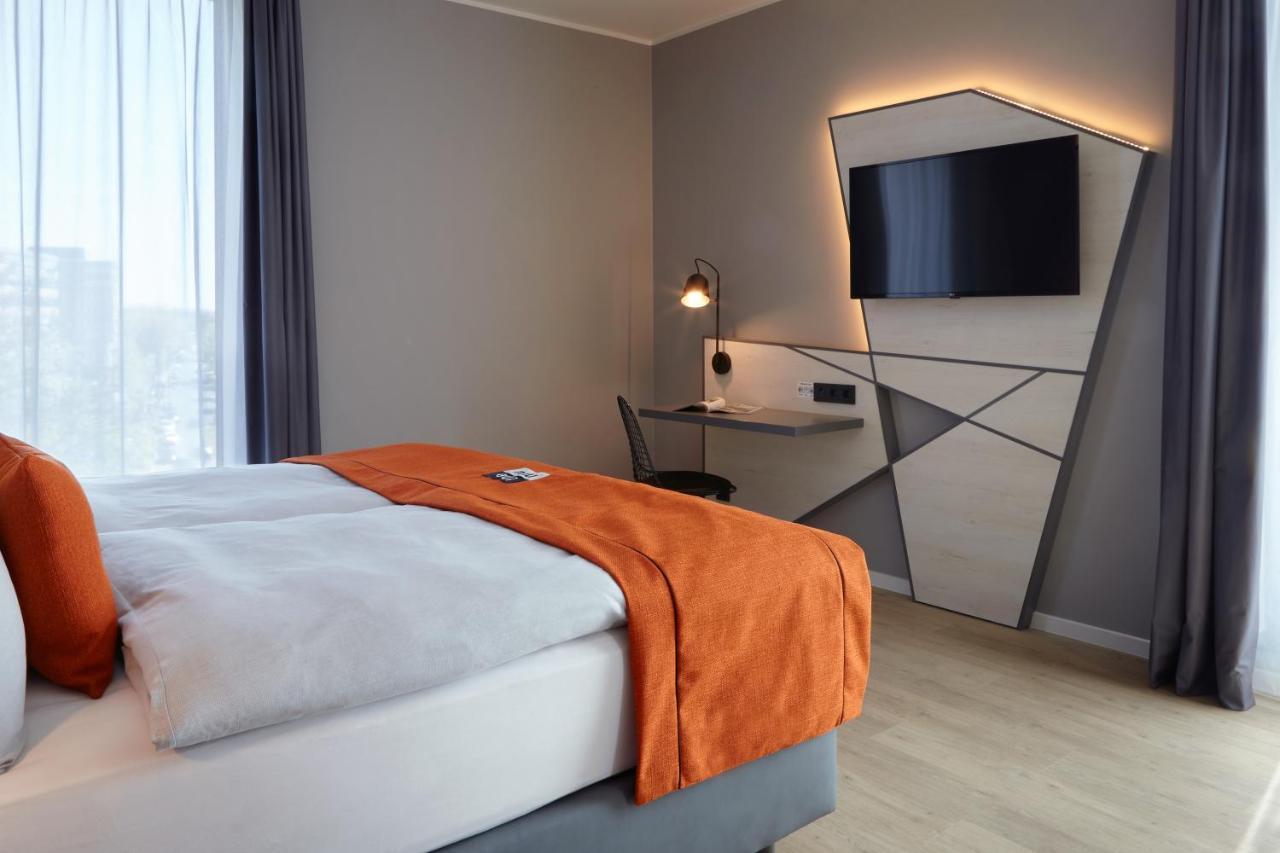 Holiday Inn - The Niu, Hub Dusseldorf Messe By Ihg المظهر الخارجي الصورة